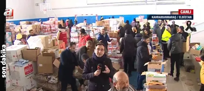 Afet bölgesi Elbistan’da yardımlar dağıtılıyor! Yardım TIR’larının biri gidiyor biri geliyor