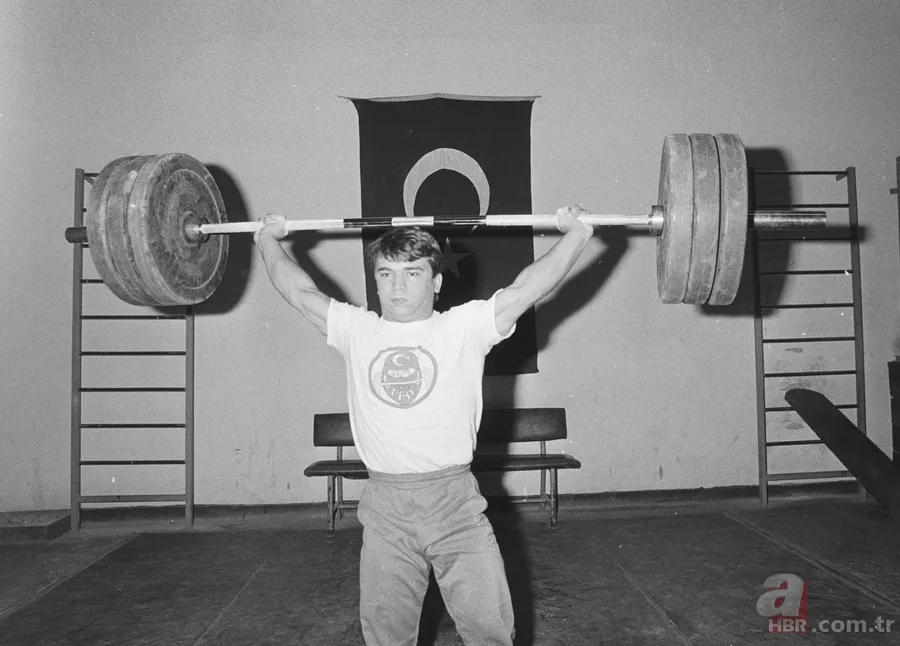 Naim Süleymanoğlu neden öldü? Cep Herkülü Naim Süleymanoğlu kaç kilo ağırlık kaldırdı? Rekoru nedir? Naim Süleymanoğlu kimdir? HAYATI VE BAŞARILARI 18
