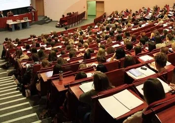 Son dakika: YÖK'ten yüz yüze eğitim kararı