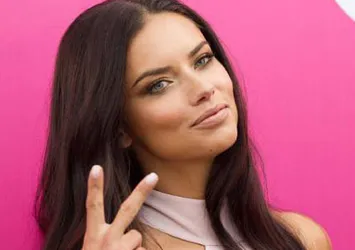 Adriana Lima'dan Türkiye mesajı