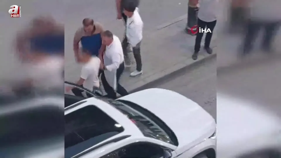 Van’da trafikte bıçaklı kavga