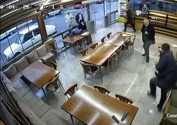Kayseri'de kan donduran olay! Çift silahla ateş açtı canından oldu! O anlar kamerada