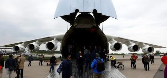Dünyanın en büyük 2. kargo uçağı Antalya’ya geldi