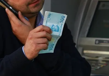 Telefon dolandırıcılarına 2 milyon TL kaptırdı