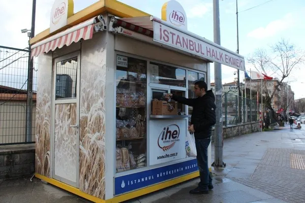 chpli-ibbden-halk-ekmekte-bir-zam-daha-paketli-urunlerine-yuzde-116ya-varan-fiyat-artisi-1644689486801.jpeg Halk Ekmek'te zam üstüne zam! Paketli ürünlere yüzde 116'lık fiyat bindirimi - 4
