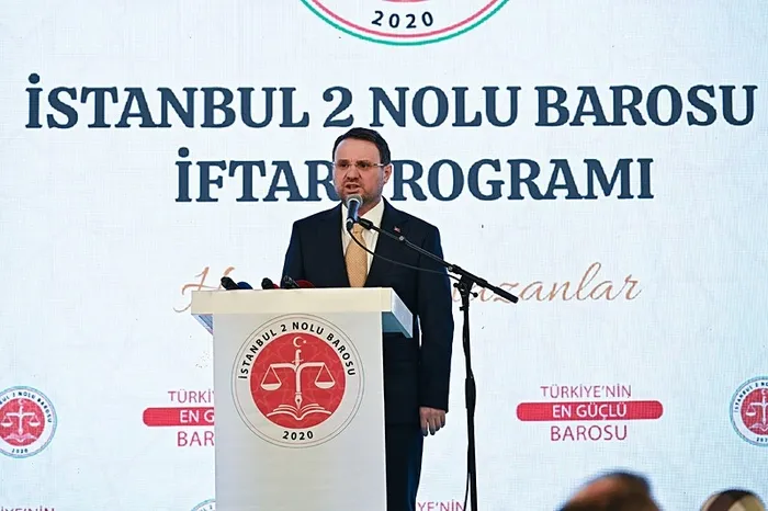 bakan-gurlekten-12-yargi-paketi-mujdesi-avukat-sarti-geliyor-1772568480889.jpeg Bakan Gürlek'ten 12. yargı paketi müjdesi! Avukat şartı geliyor - 4