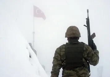 Milli Savunma Bakanlığından 'bayrak' paylaşımı