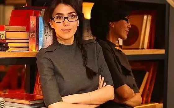 Yazar Azra Kohen’den ’Filistin’ skandalı! Soykırıma bu sözlerle kılıf uydurdu: Çocukları bomba atılacak yerlere götürüyorlar