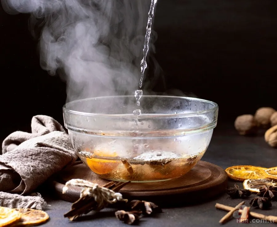 Öksürük, balgam, soğuk algınlığı hepsine deva oluyor! Tek yapmanız gereken 4-5 tane karanfili... 4