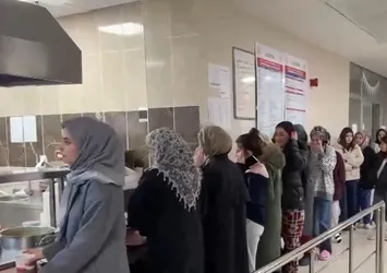 Van kız öğrenci yurdunda iftar heyecanı