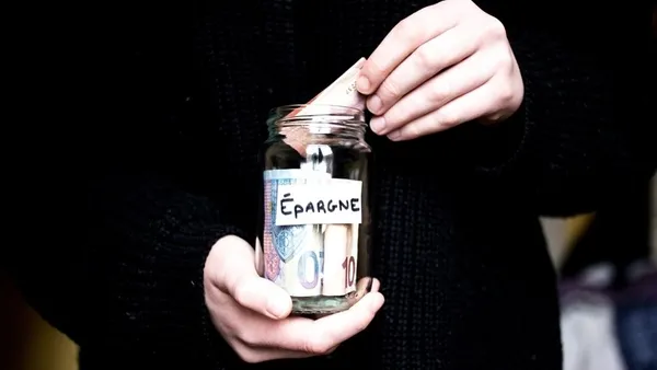 fransa-tasarruf-planini-acikladi-kamu-calisanlari-ve-binalari-icin-radikal-kararlar-1665085158771.jpg Fransa tasarruf planını açıkladı: Kamu çalışanları ve binaları için radikal kararlar - 2