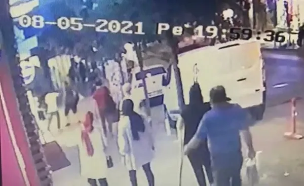 1628332235226.jpg İstanbul'da akılalmaz olay! İzmarit kavgası can aldı - 1