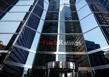 Fitch İngiltere'nin kredi notunu teyit etti