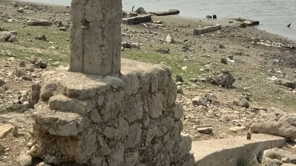 1692969210695.jpg İstanbul'un en eski yerleşim yeri: Asırlık mezar ortaya çıktı - 3