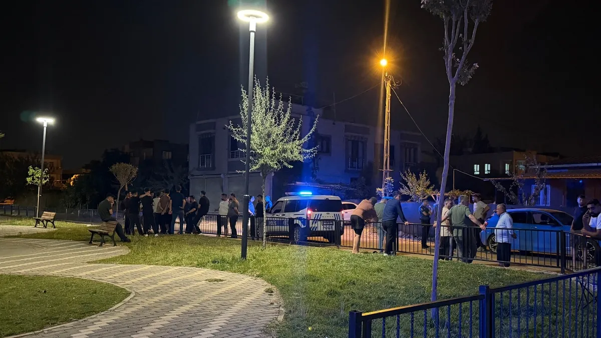 Adıyaman'da iki grup birbirine girdi