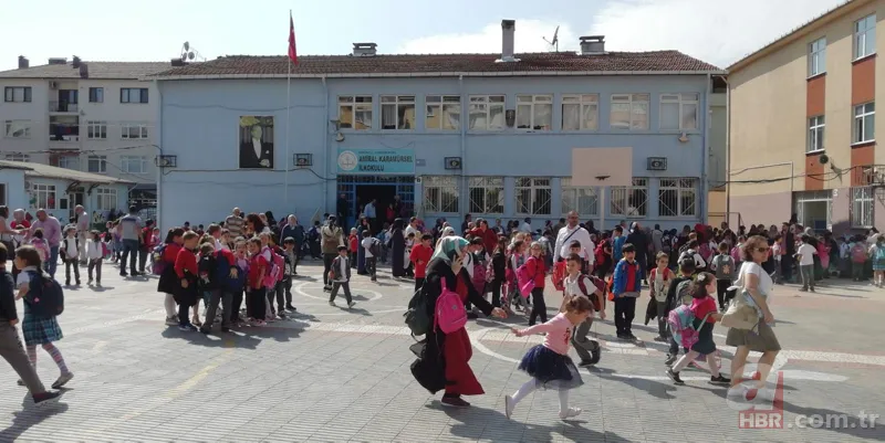 İstanbul'da deprem paniği! Vatandaş sokağa döküldü 11