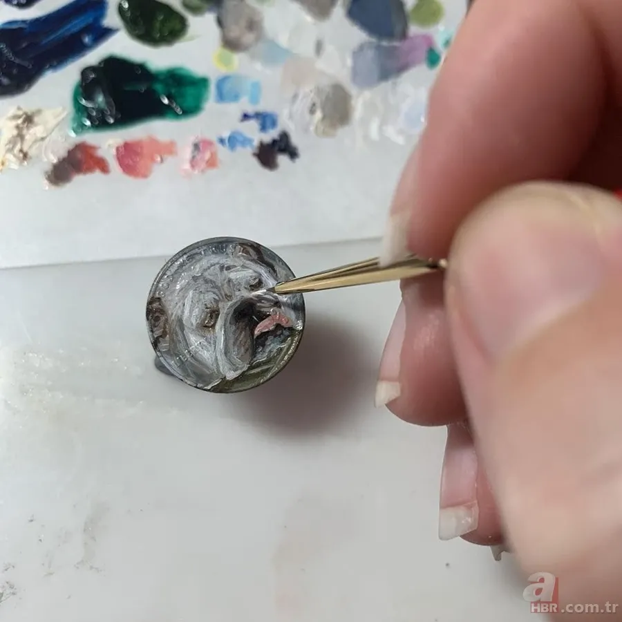 Bozuk para üstünde sanat! Herkes hayran kaldı... 8