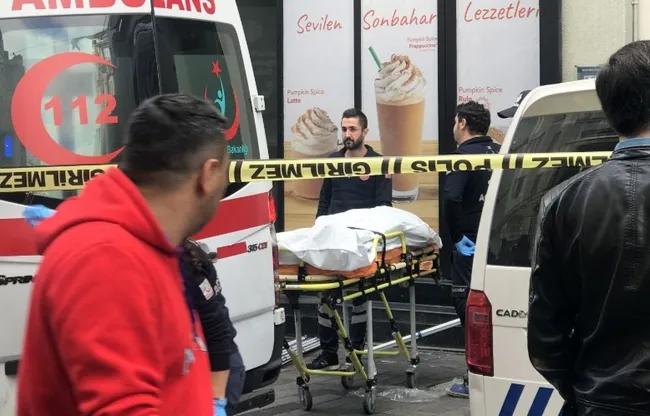 İstanbul'da korkunç olay! İstiklal Caddesi'nin "Mayk"ı hayatını kaybetti! - 1
