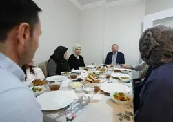 Kapı kapı gönül köprüsü! AK Parti’den Ramazan çıkarması