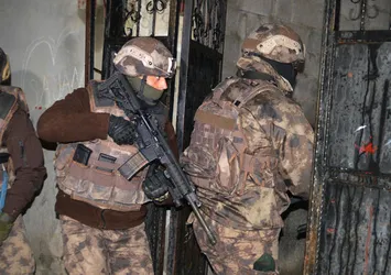 14 ilde FETÖ'nün 84 ismine operasyon