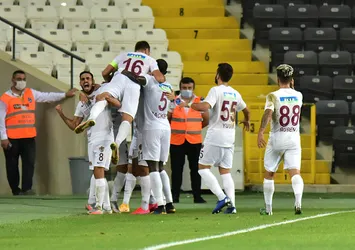 Hatayspor Başakşehir'i 2-0 yendi