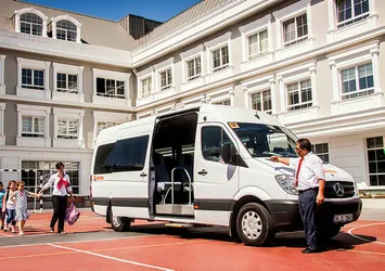 Servis araçlarına ilan yasağı