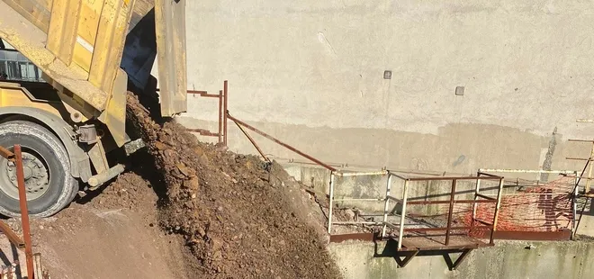 CHP’li İBB milletin kaynaklarını çöpe attı! Metro için açılan tüneli kapattılar