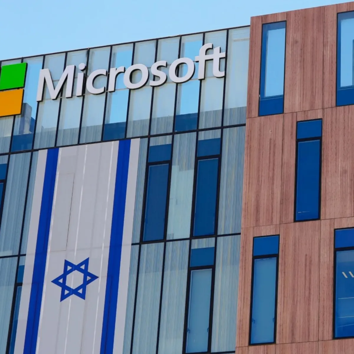 Filistin'e desteği nedeniyle Microsof'tan kovulan mühendis Agrawal: Ellerimin kanlı olduğunu hissettim