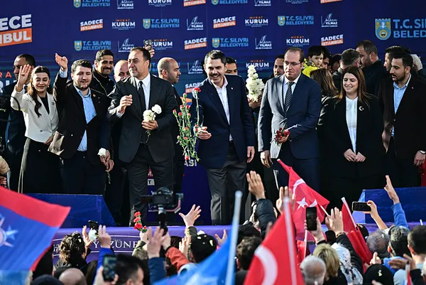1709740195887.jpg Hizmet ve eser siyaseti! Murat Kurum milletle el ele gönül gönüle: Endişe etmeyin 31 Mart gecesi bu şehrin gerçek hizmetkarları geliyor - 4