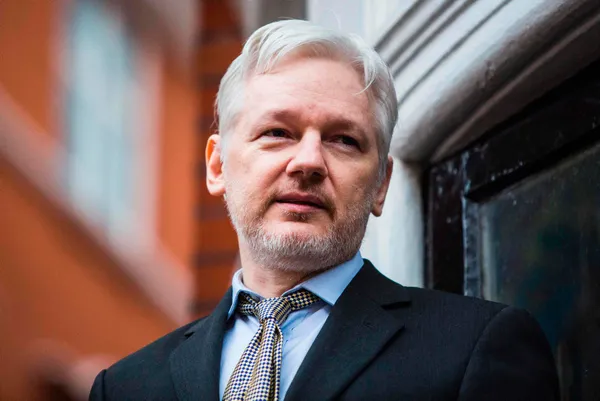 WikiLeaks'in kurucusu Julian Assange için yolun sonu göründü - 4