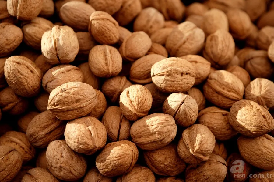 Zeytinyağı, ceviz ve badem karışımının faydaları 12