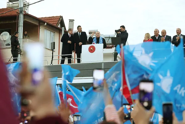 Başkan Recep Tayyip Erdoğan’dan Yunanistan’a gönderme: Uslu durduğunuz sürece sizle işimiz olmaz