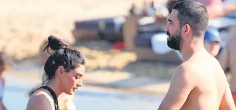 Arda Turan ve Aslıhan Doğan sefa sürüyor