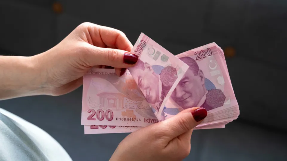 EYT'de borçlanma hangi nedir? Kimleri kapsayacak? İşte milyonların merak ettiği soruların yanıtları