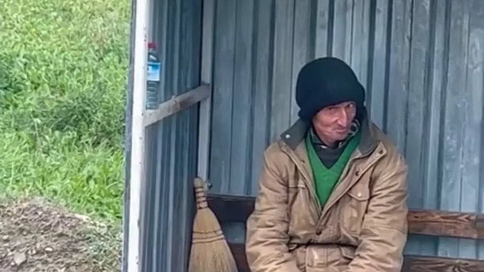 Kadın tır şoföründen Âşık Ecevit’e kulübe