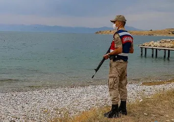Son dakika: Van'da batan tekne bulundu