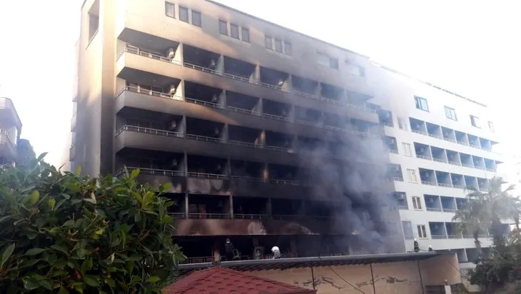 Antalya’da korkutan yangın! Ünlü otel alev alev yandı