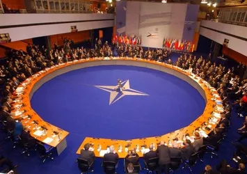 NATO'dan Kuzey Kore'ye kınama