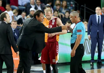 Ergin Ataman’a 3 maç ceza