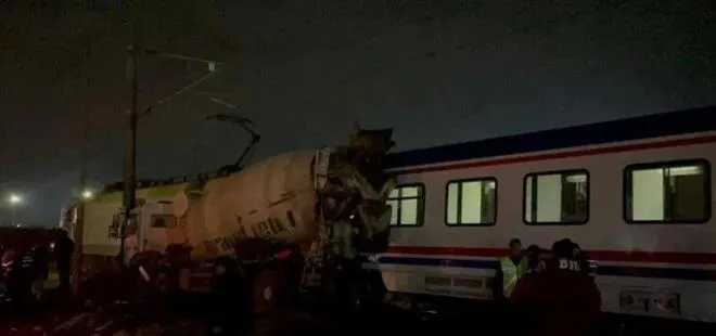 Tekirdağ’da feci kaza! Yolcu treni beton mikseri ile çarpıştı