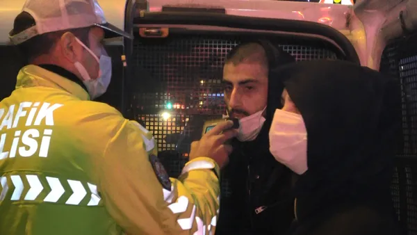 Takla atan otomobilden sağ çıktı: Hiçbir şeye sap olamadım - 4