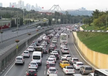 4 milyon İstanbullu geri döndü