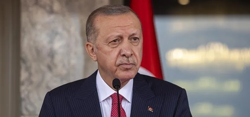 İstanbul'da üçlü ekonomi zirvesi | Başkan Erdoğan Hazine Bakanı Nebati, MB Başkanı Kavcıoğlu ve kamu bankalarıyla görüştü