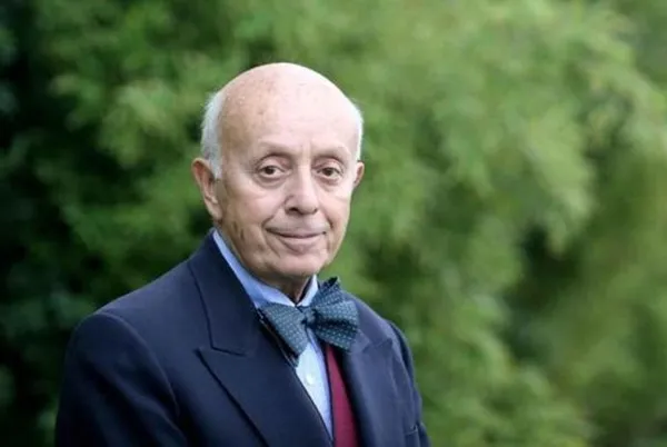 CHP’li emekli büyükelçi Yalım Eralp Atina’nın safında yer aldı: Adalar Yunanistan’dır