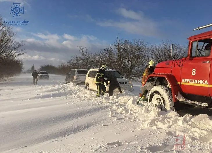 Dondurucu soğuklar Ukrayna’yı esir aldı: 10 kişi hayatını kaybetti