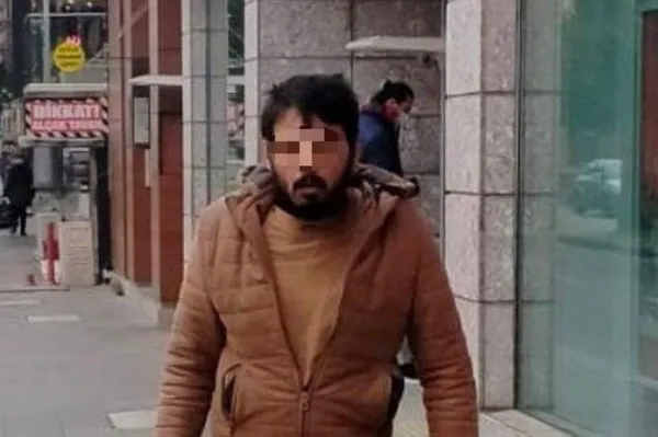 1638340487413.jpg İzmir'de dehşete düşüren olay: İşe giden kadın tanımadığı kişinin saldırısına uğradı - 4