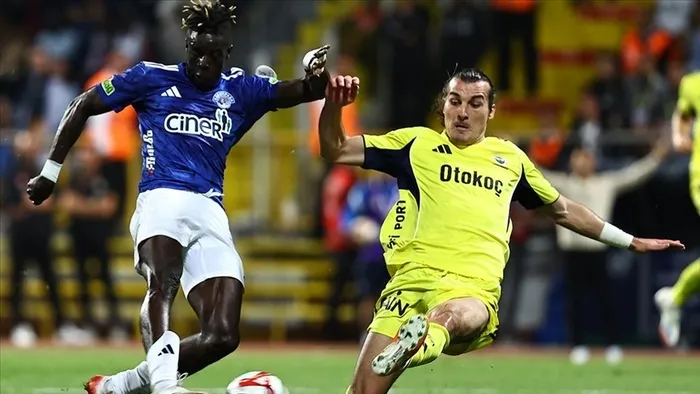 zirve-yarisinda-kritik-randevu-fenerbahce-evinde-kasimpasayi-agirlayacak-1771856802226.jpeg Zirve yarışında kritik randevu! Fenerbahçe evinde Kasımpaşa’yı ağırlayacak - 2