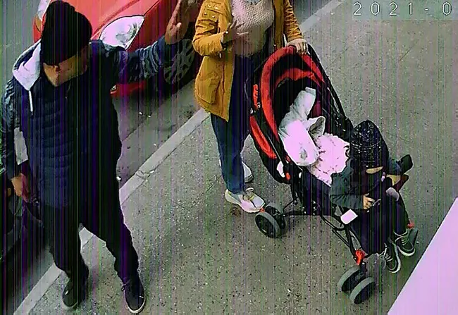 Mersin’de şoke eden görüntüler! Arkasından çarpıp telefonunu çaldı - 4