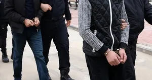 Ne bakıyorsun? kavgasında hastanelik ettiler