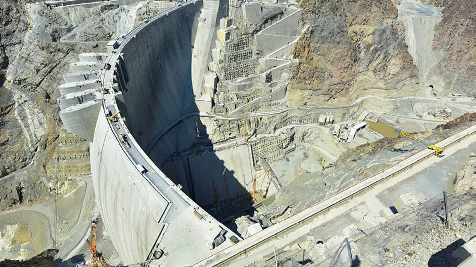 Yusufeli Barajı ne zaman açılacak | Tarihi projede önemli gelişme! 80 tonluk elektrik türbini montajlandı